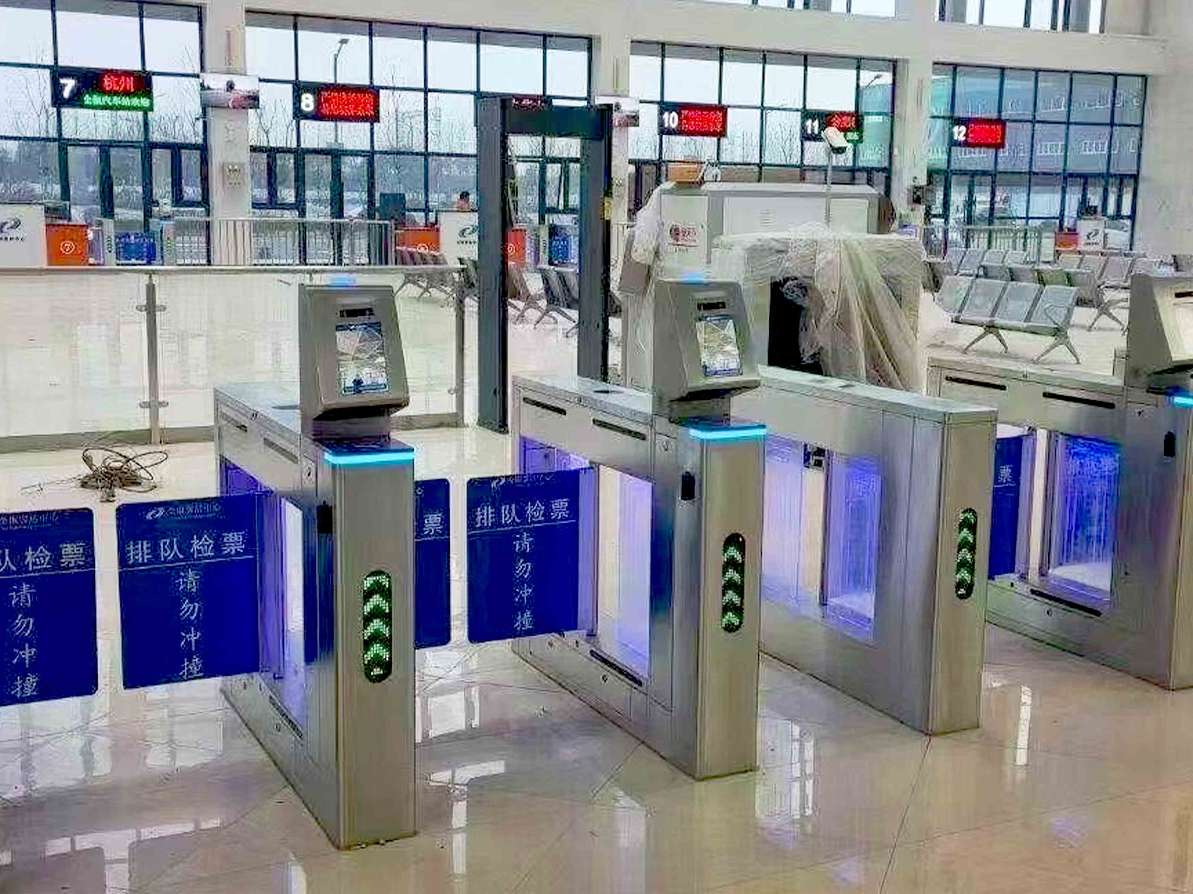 人行通道闸机检票系统落地杭州汽车站